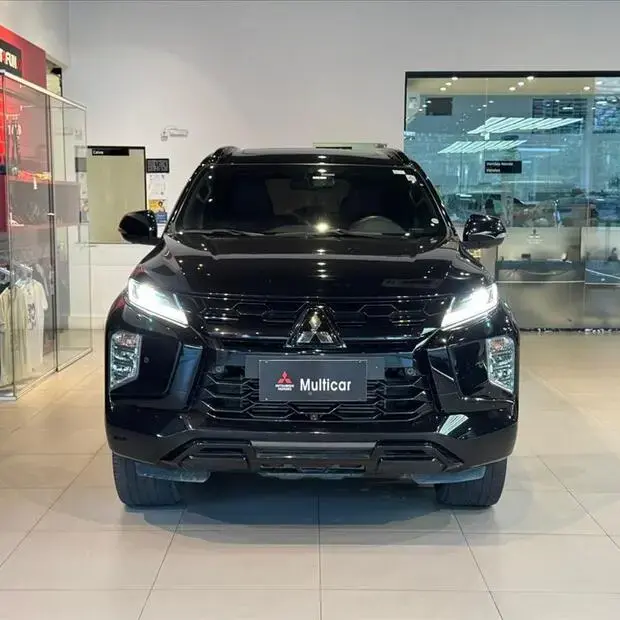 Mitsubishi PAJERO SPORT 2.4 16V MIVEC TURBO DIESEL LEGEND BLACK AWD AUTOMÁTICO