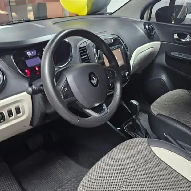 Renault CAPTUR 1.6 16V SCE FLEX INTENSE X-TRONIC