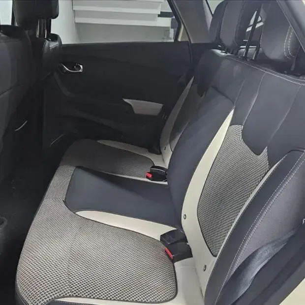 Renault CAPTUR 1.6 16V SCE FLEX INTENSE X-TRONIC