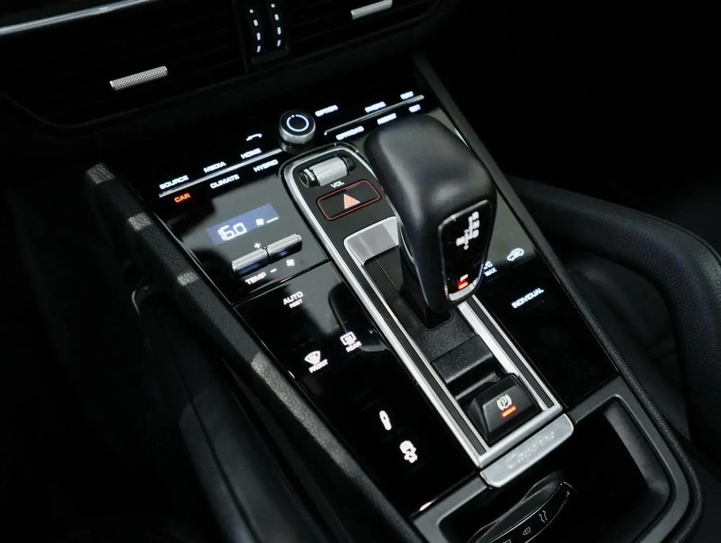 galeria Cayenne Coupé