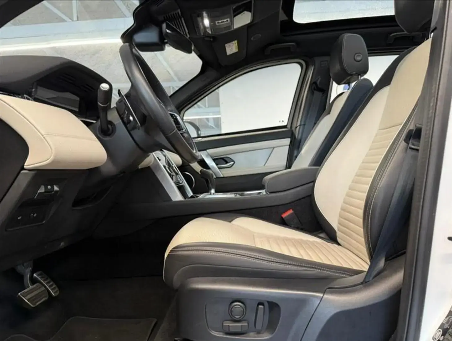 galeria DISCOVERY SPORT