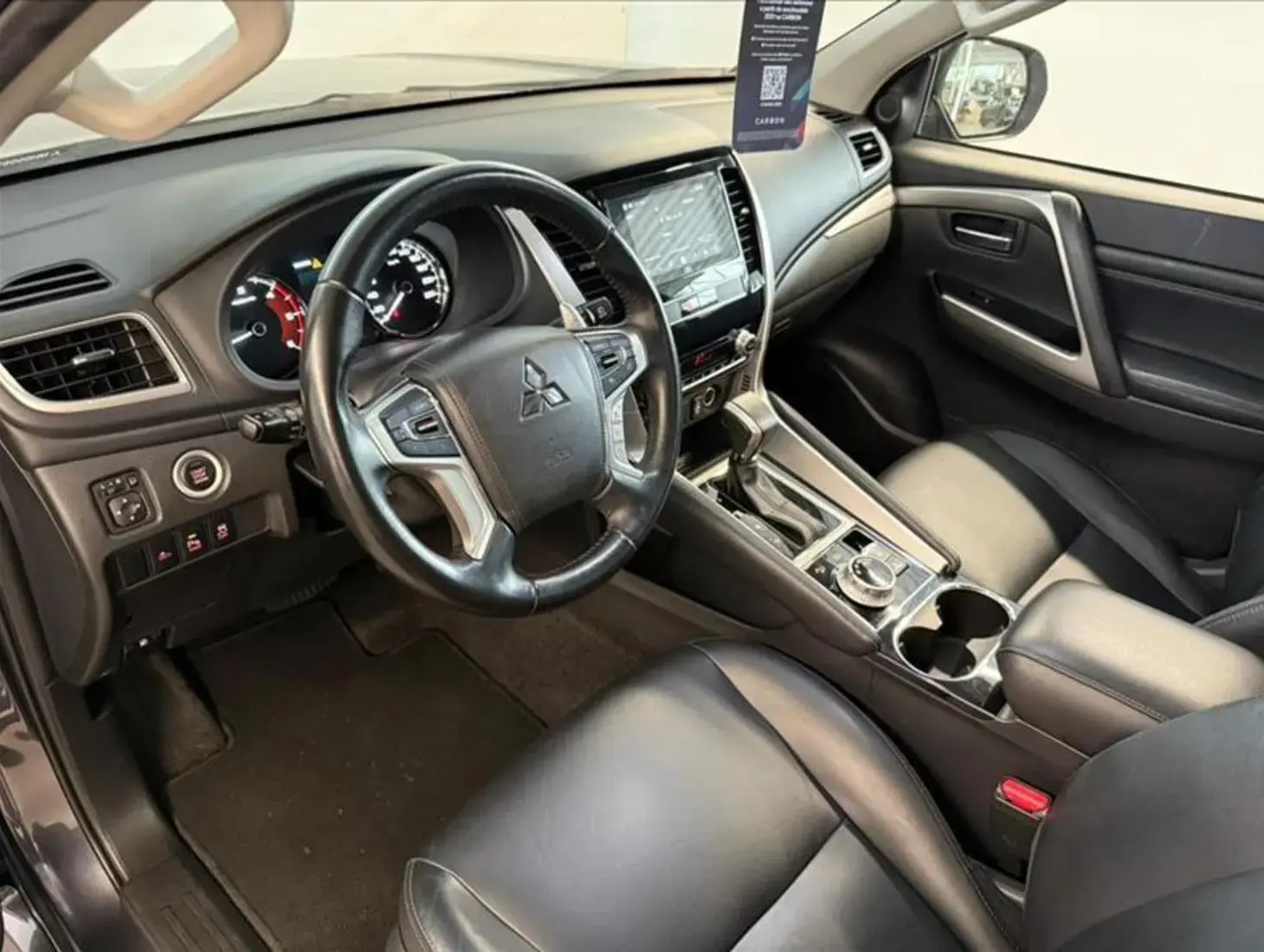 galeria PAJERO SPORT