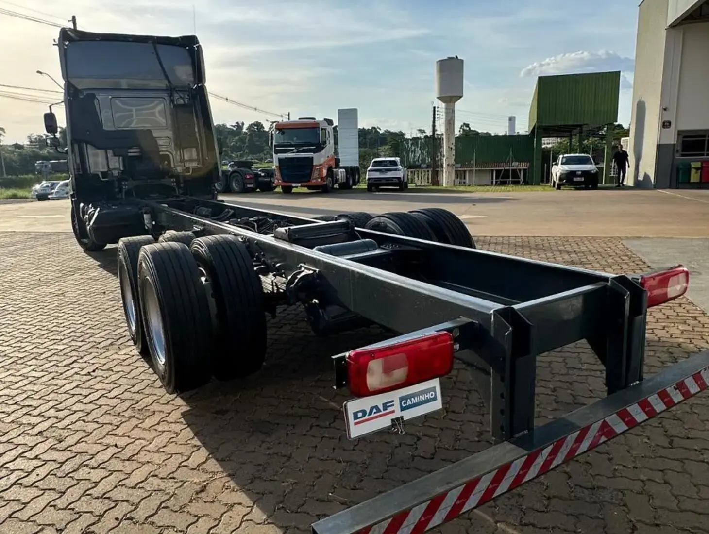 galeria DAF CF FAS 300 6x2