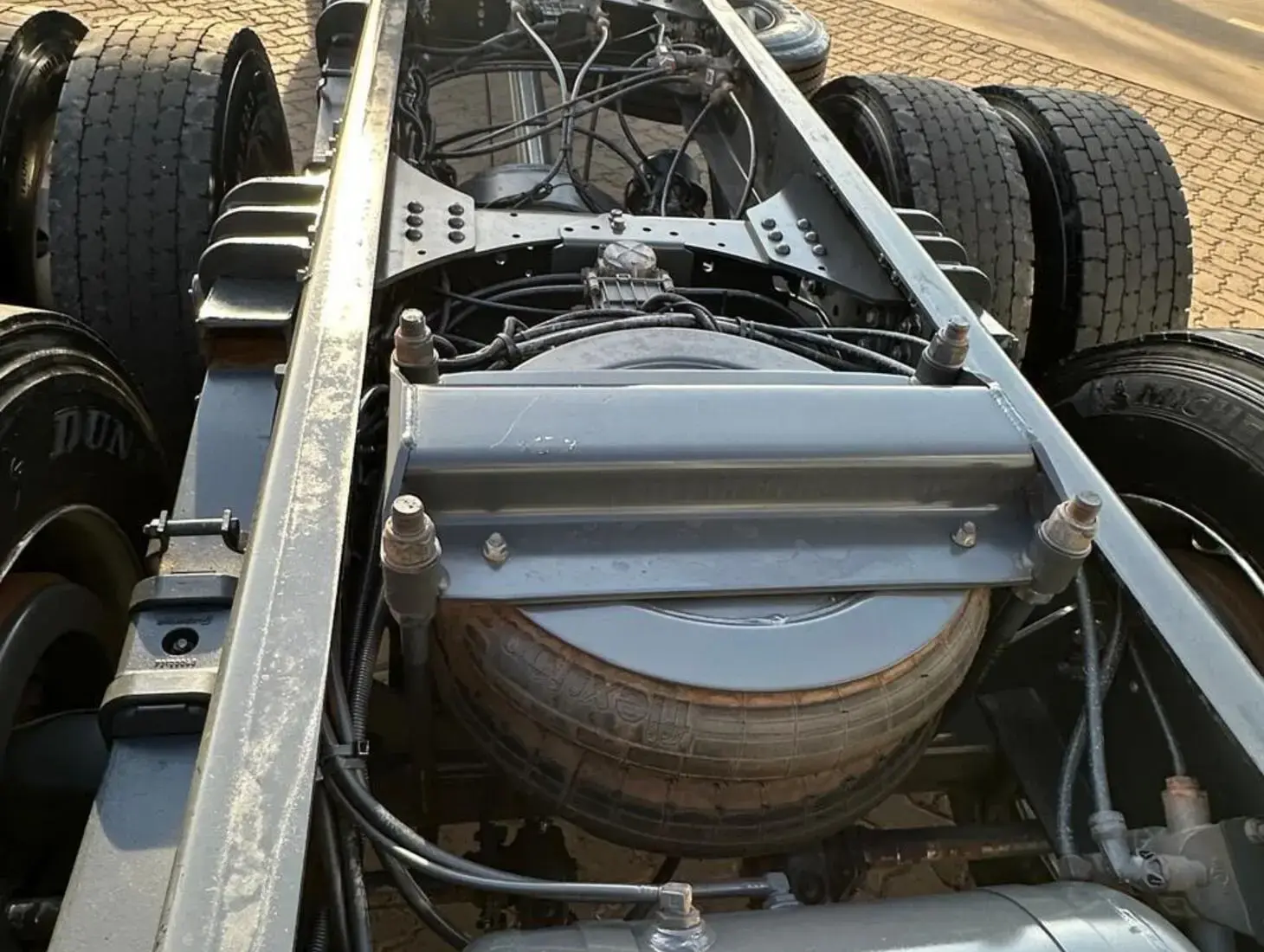 galeria DAF CF FAS 300 6x2