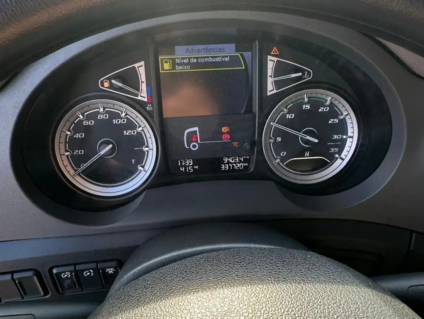 galeria DAF CF FAS 300 6x2