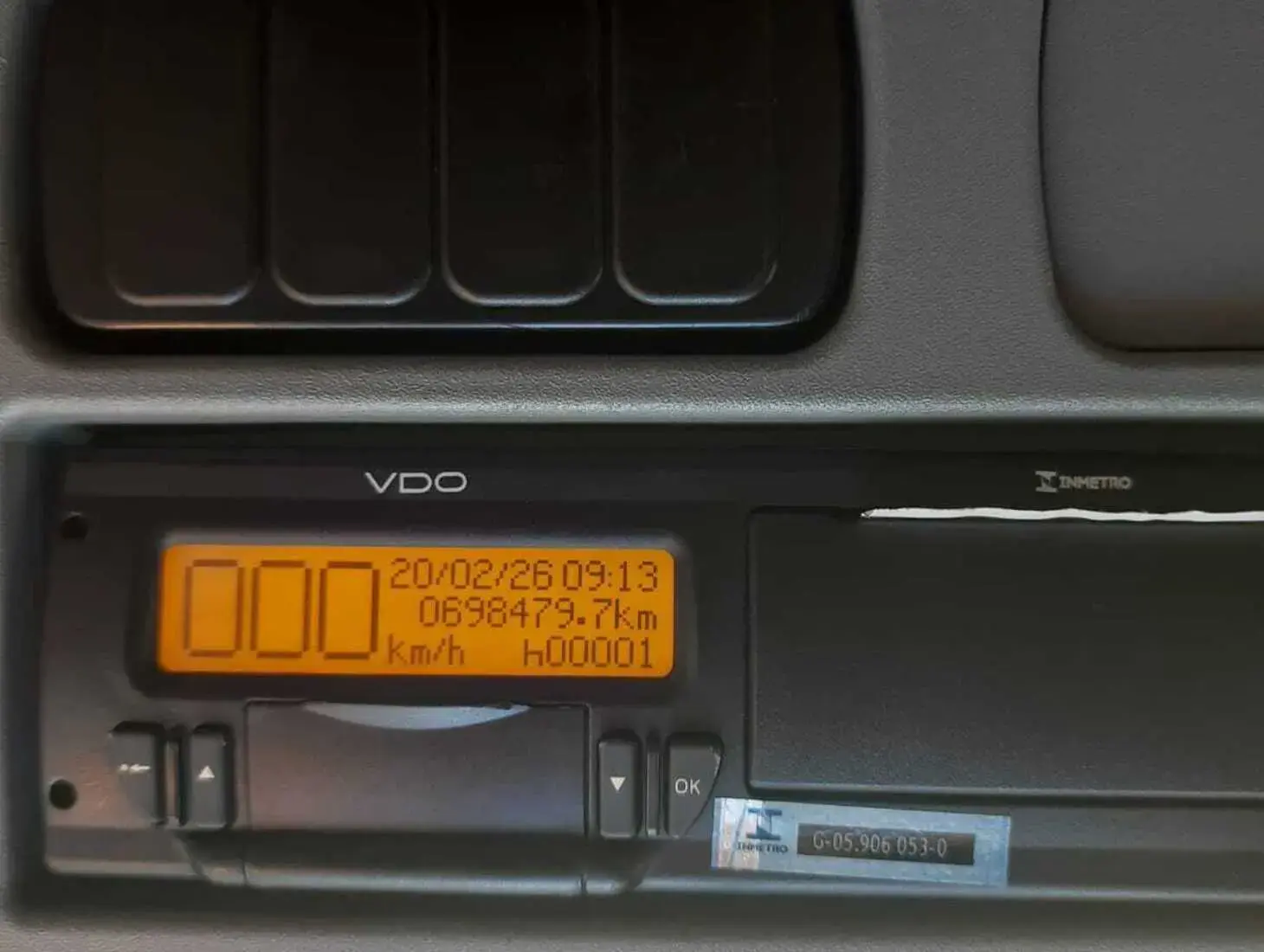 galeria MERCEDES BENZ AXOR 2544 LS 6x2