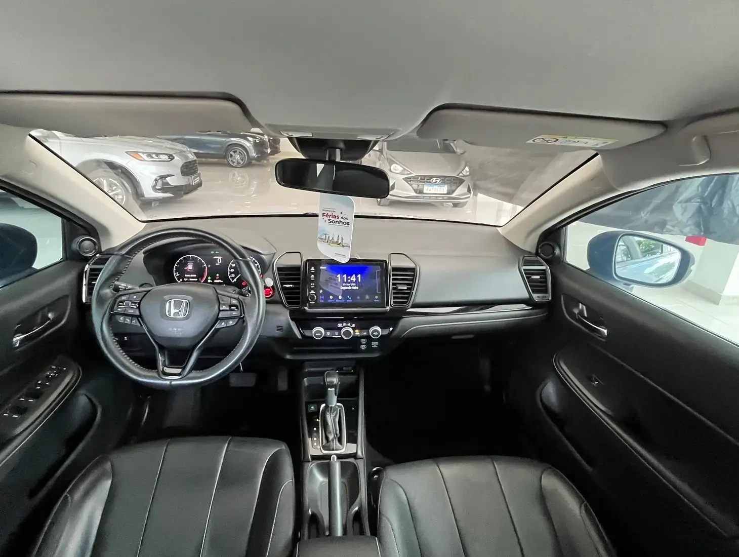 galeria City Hatch touring