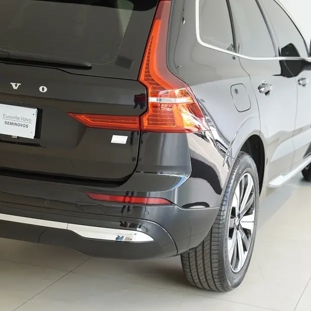 Volvo XC60 2.0 T8 RECHARGE PLUS AWD GEARTRONIC