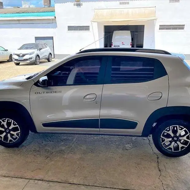 Renault KWID 1.0 12V SCE FLEX OUTSIDER MANUAL