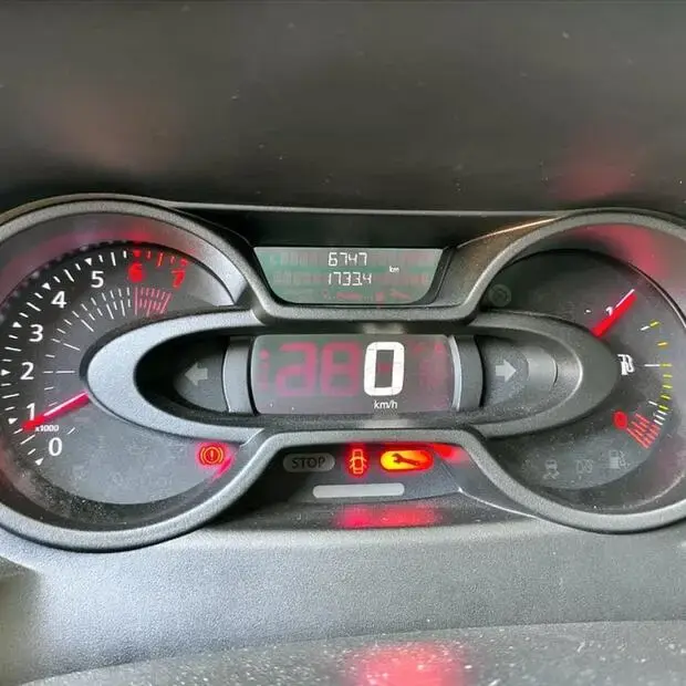 Renault OROCH 1.6 16V SCE FLEX PRO MANUAL