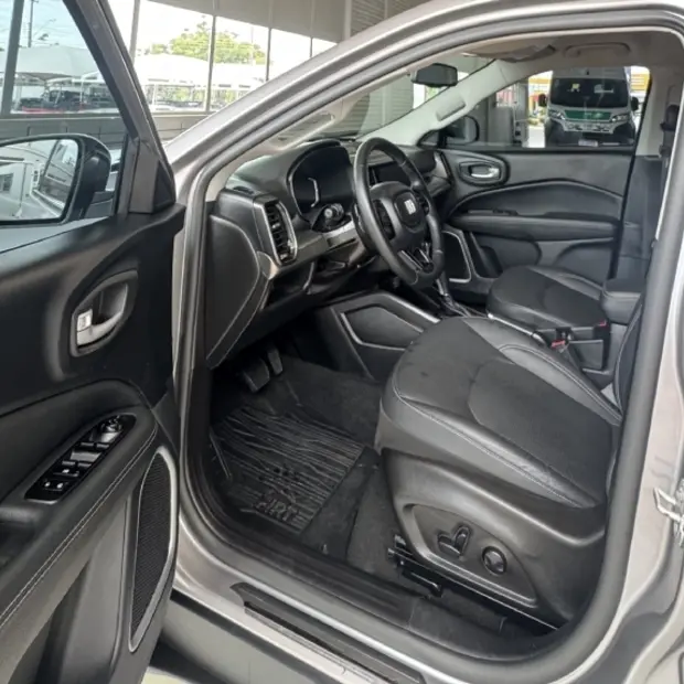 Fiat TORO 2.0 16V TURBO DIESEL VOLCANO 4WD AT9