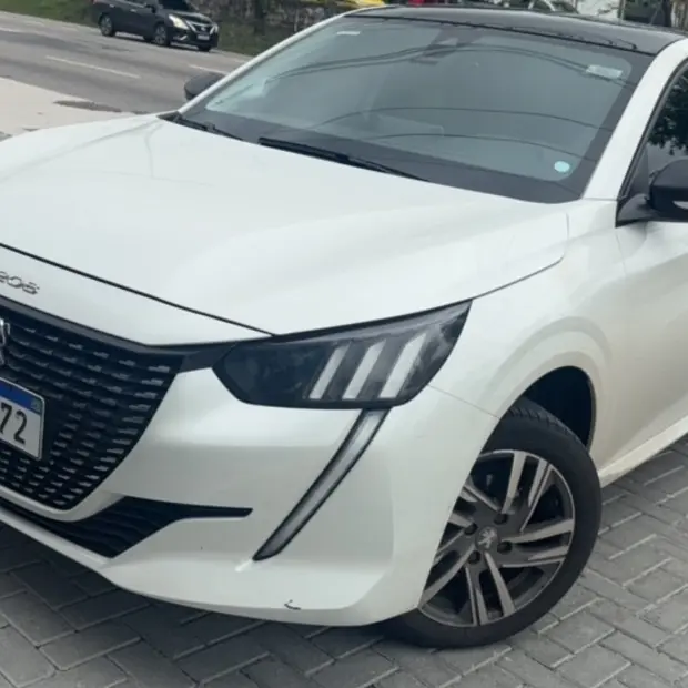 Peugeot 208 1.6 16V FLEX GRIFFE AT6