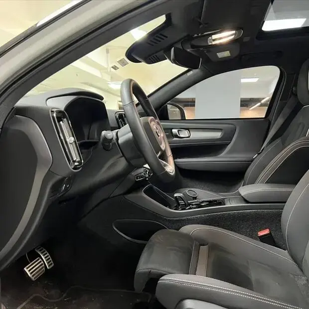 Volvo XC40 P8 RECHARGE ELECTRIC BEV PURE AWD