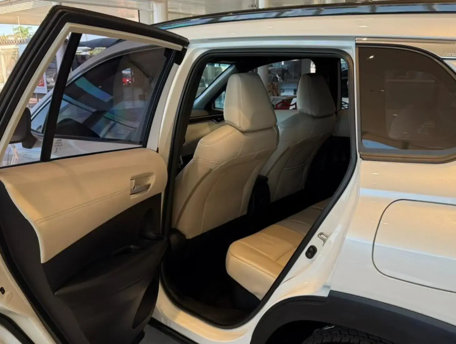 galeria COROLLA CROSS