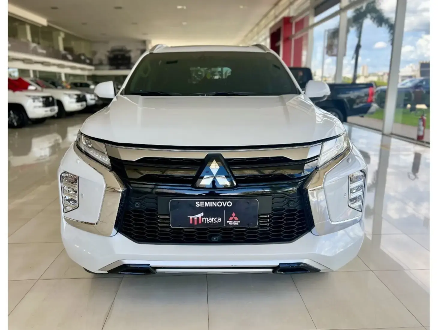 galeria PAJERO SPORT