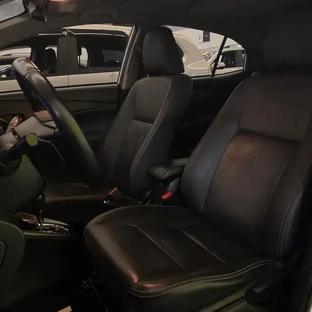 Toyota YARIS 1.5 16V FLEX SEDAN XLS CONNECT MULTIDRIVE