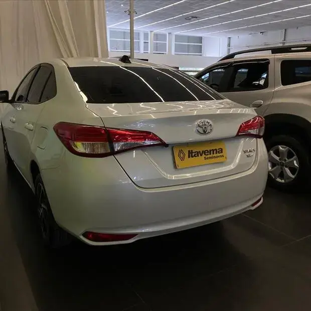 Toyota YARIS 1.5 16V FLEX SEDAN XLS CONNECT MULTIDRIVE