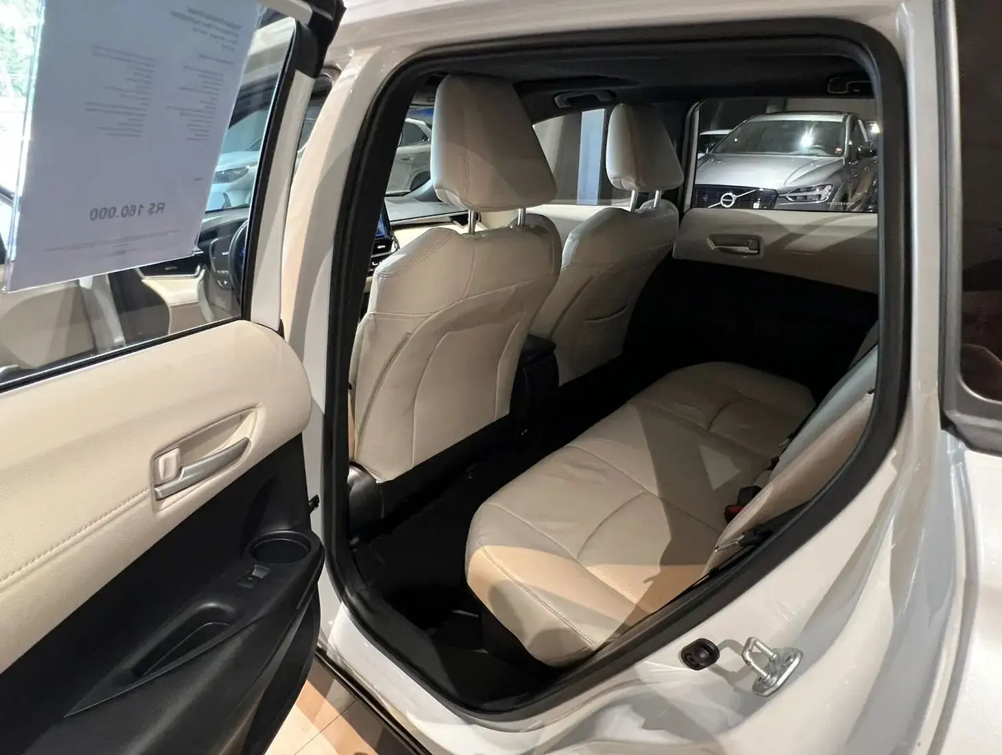 galeria Corolla Cross