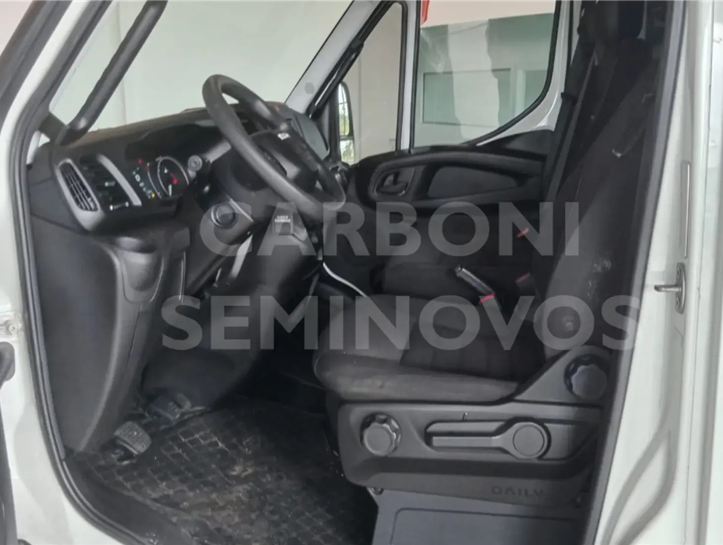 galeria DAILY CHASSI