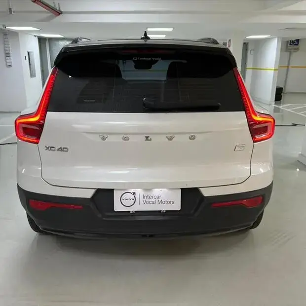 Volvo XC40 P8 RECHARGE ELECTRIC BEV PURE AWD
