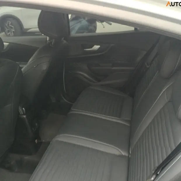 Fiat FASTBACK 1.0 TURBO 200 HYBRID AUDACE CVT