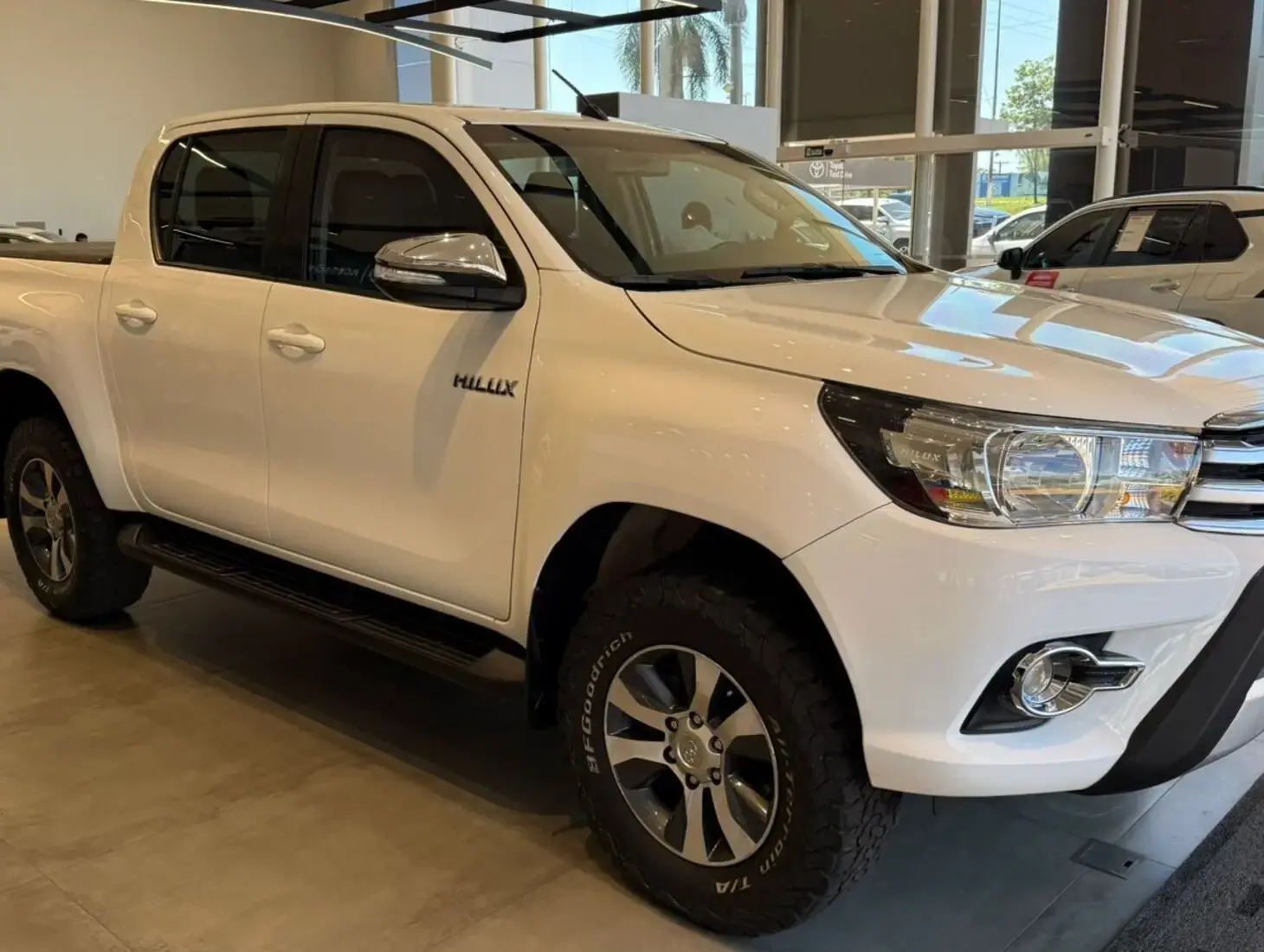 galeria HILUX