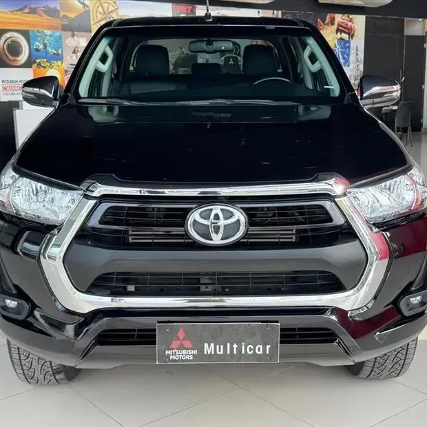 Toyota HILUX 2.8 D-4D TURBO DIESEL CD SRV 4X4 AUTOMÁTICO