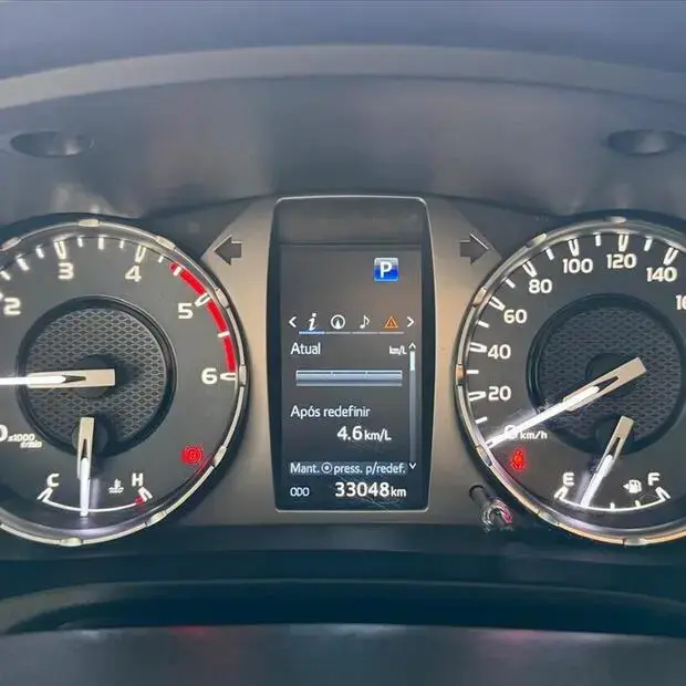 Toyota HILUX 2.8 D-4D TURBO DIESEL CD SRV 4X4 AUTOMÁTICO