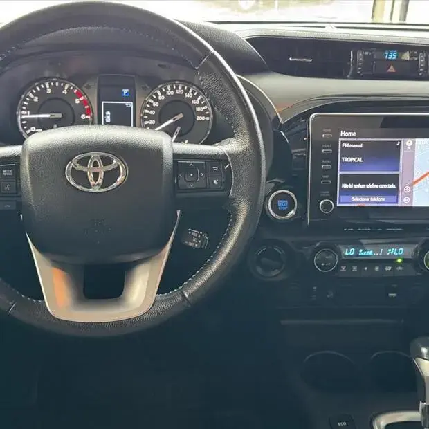 Toyota HILUX 2.8 D-4D TURBO DIESEL CD SRV 4X4 AUTOMÁTICO