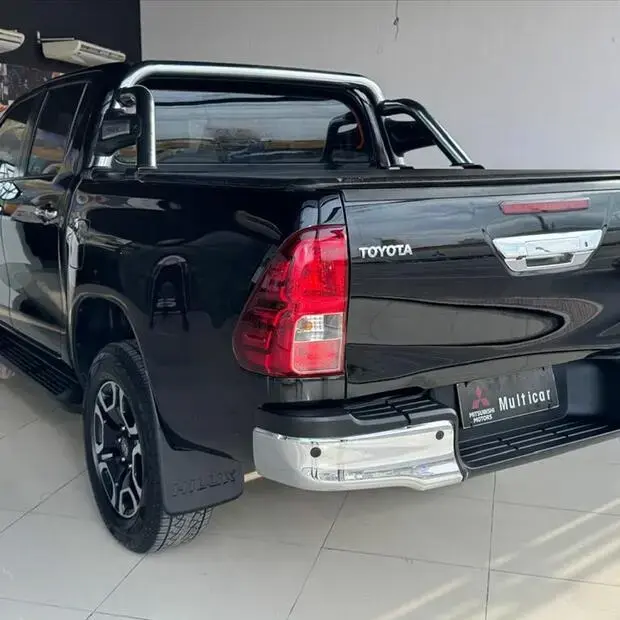 Toyota HILUX 2.8 D-4D TURBO DIESEL CD SRV 4X4 AUTOMÁTICO