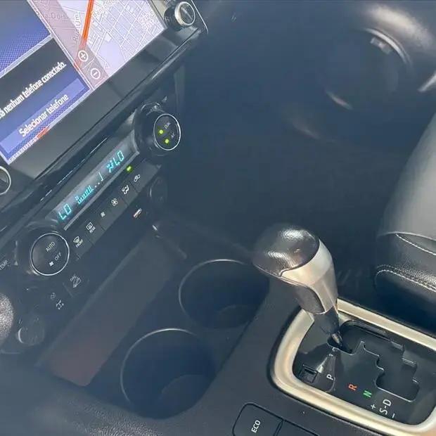 Toyota HILUX 2.8 D-4D TURBO DIESEL CD SRV 4X4 AUTOMÁTICO