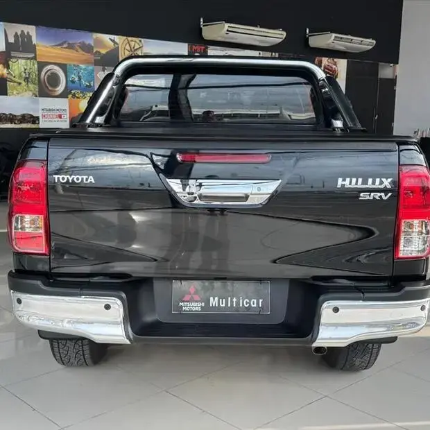 Toyota HILUX 2.8 D-4D TURBO DIESEL CD SRV 4X4 AUTOMÁTICO