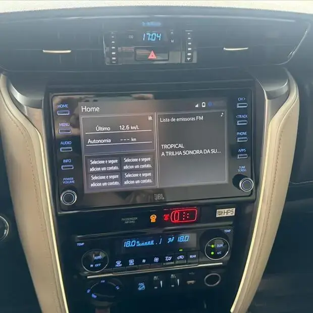 Toyota HILUX SW4 2.8 D-4D TURBO DIESEL DIAMOND 7L 4X4 AUTOMÁTICO