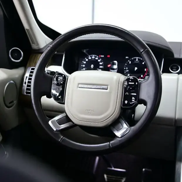 Land Rover Range Rover Vogue 4.4 SE SDV8 4X4 TURBO DIESEL 4P