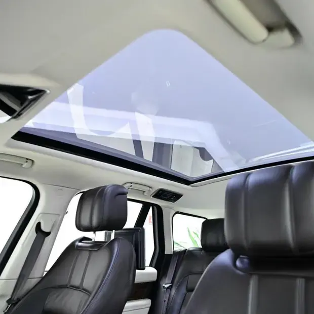 Land Rover Range Rover Vogue 4.4 SE SDV8 4X4 TURBO DIESEL 4P