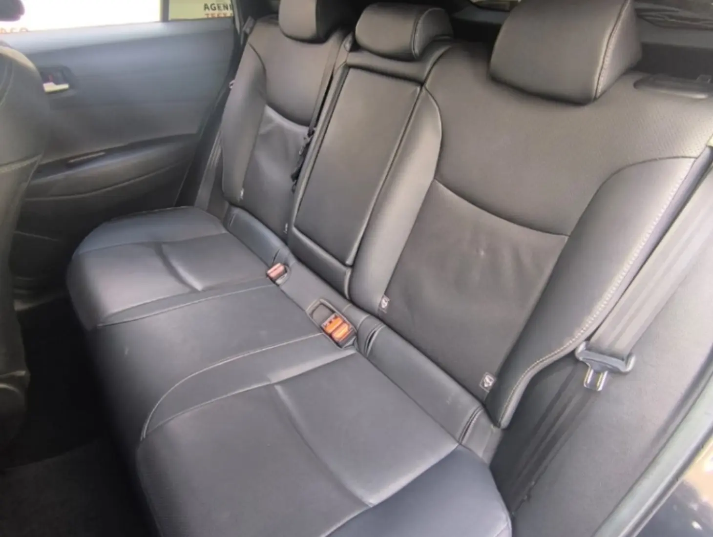 galeria COROLLA CROSS