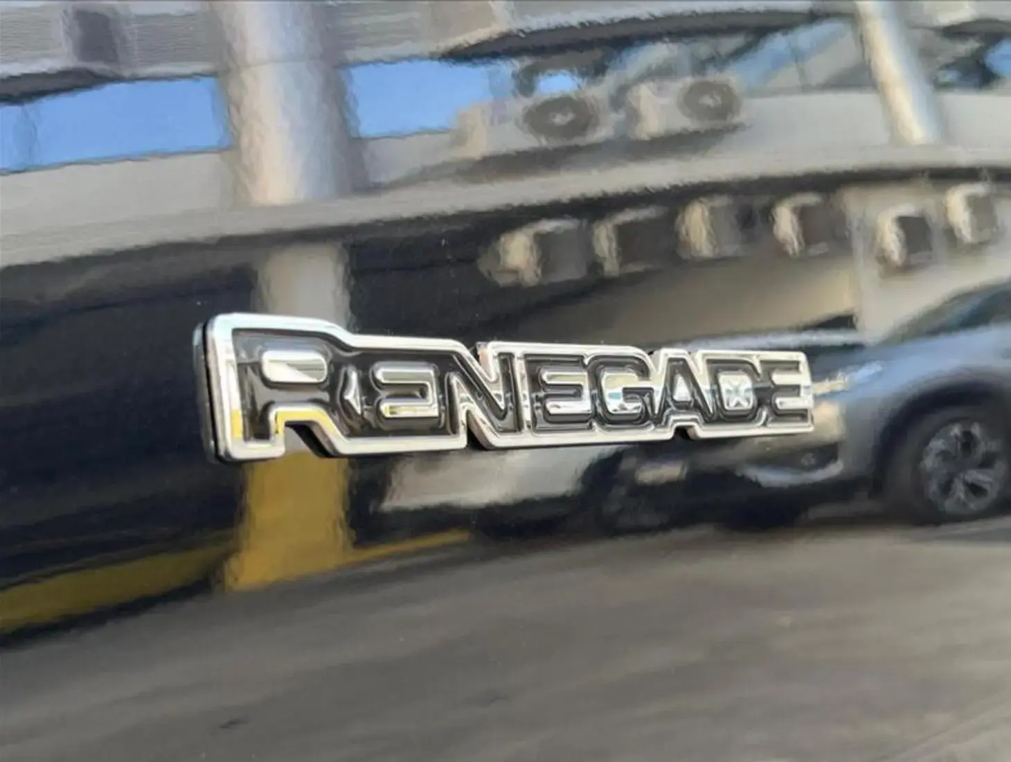 galeria RENEGADE