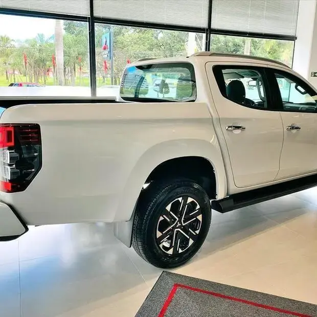 Mitsubishi L200 TRITON 2.4 16V TURBO DIESEL SPORT HPE-S CD 4P 4X4 AUTOMÁTICO