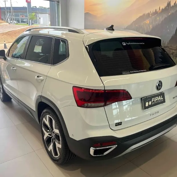 Volkswagen TAOS 1.4 250 TSI TOTAL FLEX HIGHLINE AUTOMÁTICO