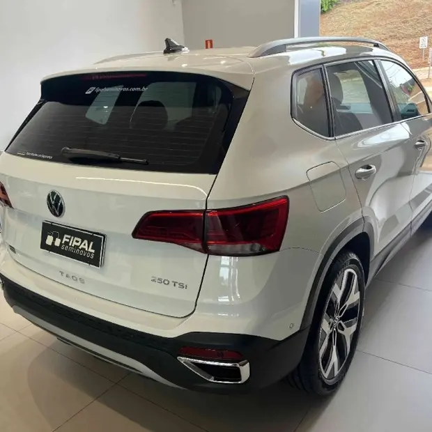 Volkswagen TAOS 1.4 250 TSI TOTAL FLEX HIGHLINE AUTOMÁTICO