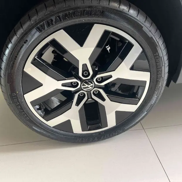 Volkswagen TAOS 1.4 250 TSI TOTAL FLEX HIGHLINE AUTOMÁTICO