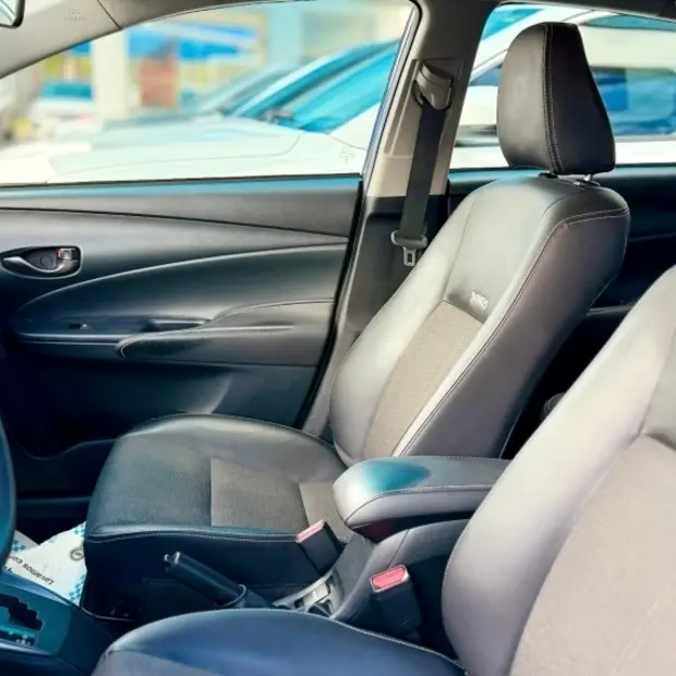 Toyota YARIS 1.5 16V FLEX XS MULTIDRIVE