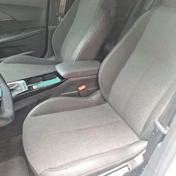 Peugeot 2008 1.0 TURBO 200 FLEX ACTIVE CVT