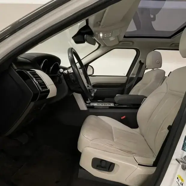 Land Rover Discovery 3.0 TD6 HSE 4WD