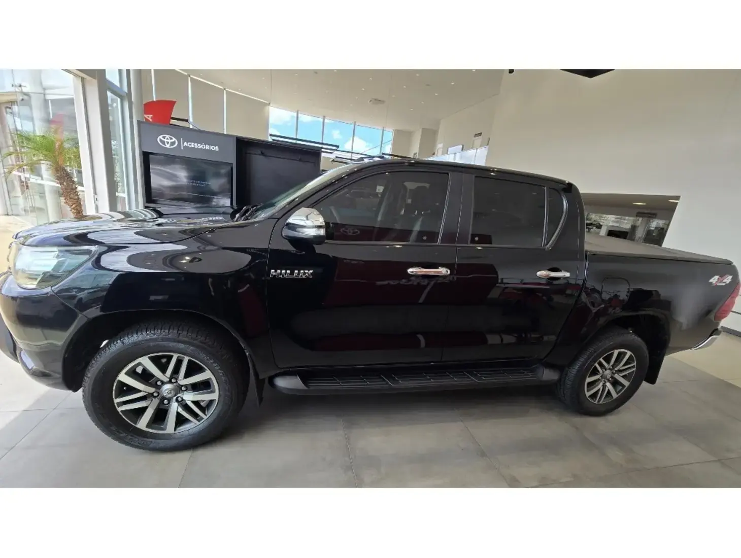 galeria HILUX