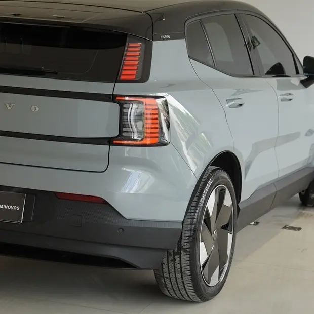 Volvo EX30 69 KW ELÉTRICO PLUS