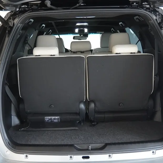 Toyota HILUX SW4 2.8 D-4D TURBO DIESEL DIAMOND 7L 4X4 AUTOMÁTICO