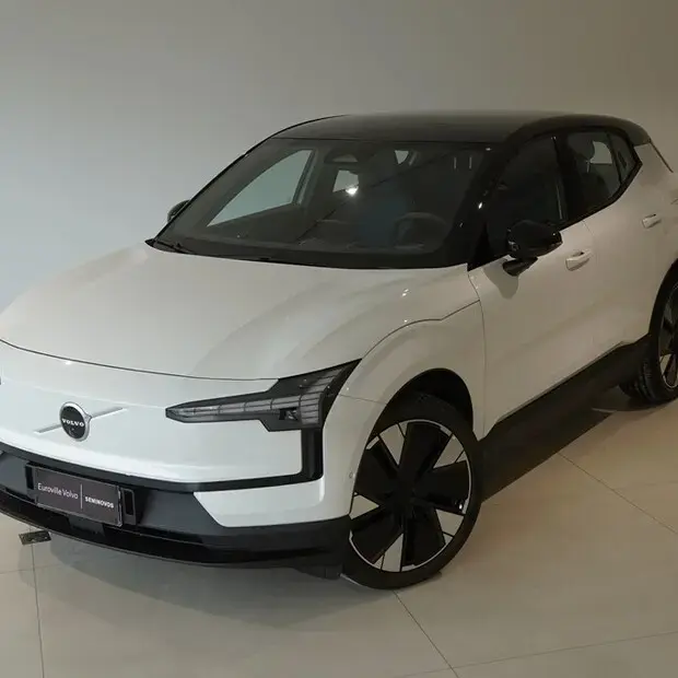Volvo EX30 69 KW ELÉTRICO ULTRA