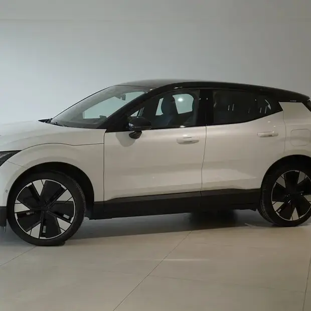 Volvo EX30 69 KW ELÉTRICO ULTRA