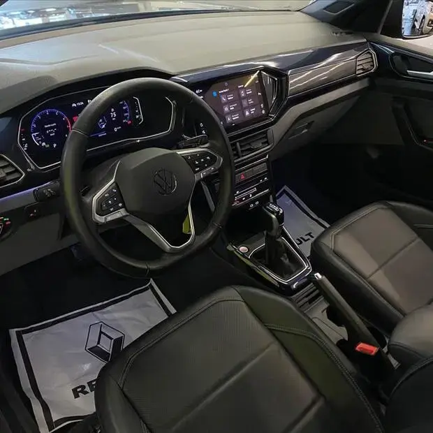 Volkswagen T-CROSS 1.0 200 TSI TOTAL FLEX COMFORTLINE AUTOMÁTICO